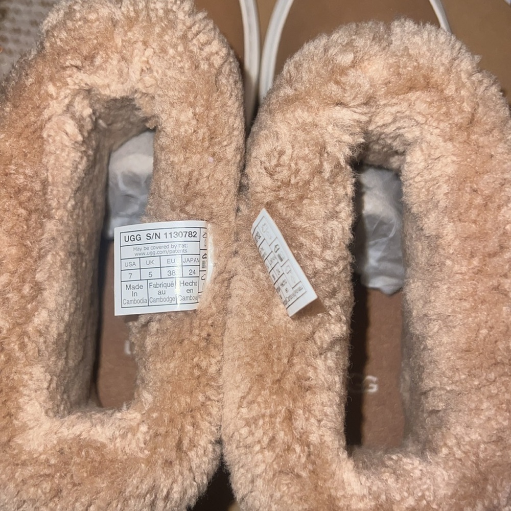 UGG Alameda cuffable boots - Picture 3 of 4